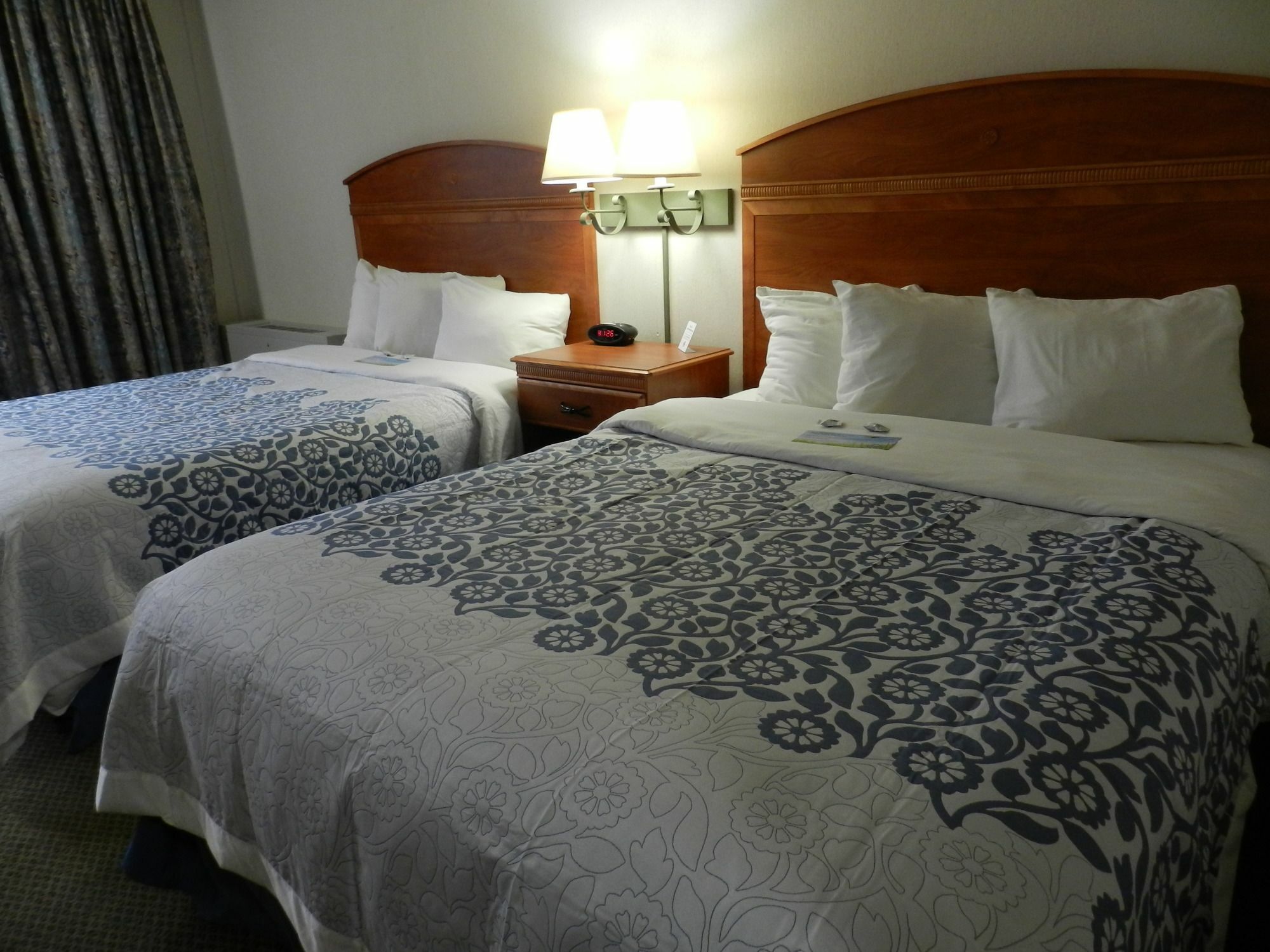Clarion Pointe Rhinelander Downtown Hotel Exterior photo